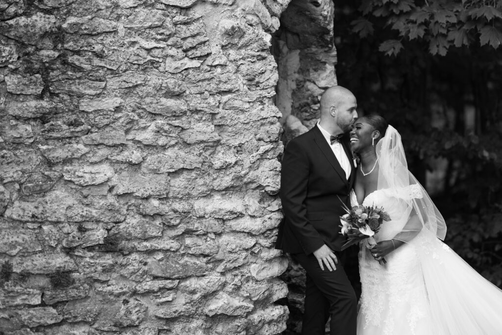 Photographe mariage Seine-et-Marne mariés souriant